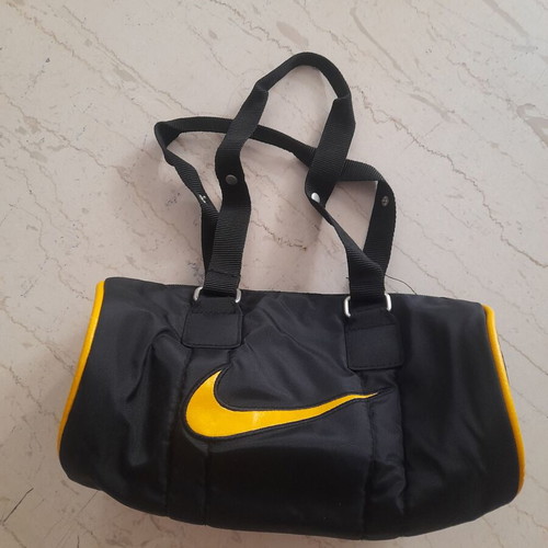 Nike wrist bag like new