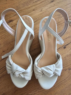 Sante white platforms new, size 38