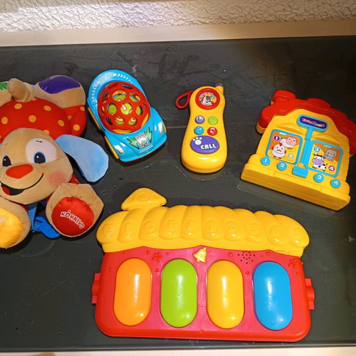 Sound and light toys used, all together