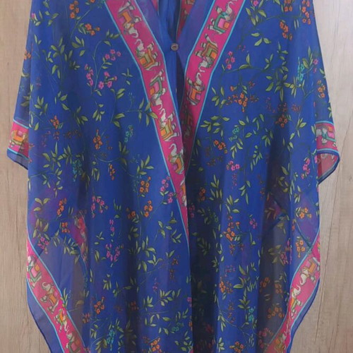Handmade Indian kaftan new, blue with flower and elephant patterns