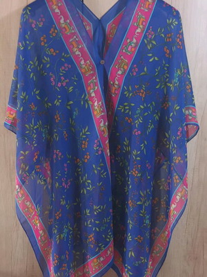 Handmade Indian kaftan new, blue with flower and elephant patterns