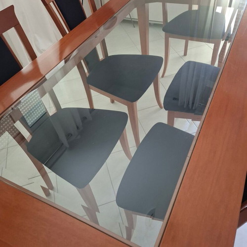 Dining set cherry wood and glass table with 6 chairs like new