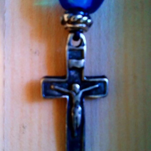 Gouria Cross and Boat unused, set of two pieces