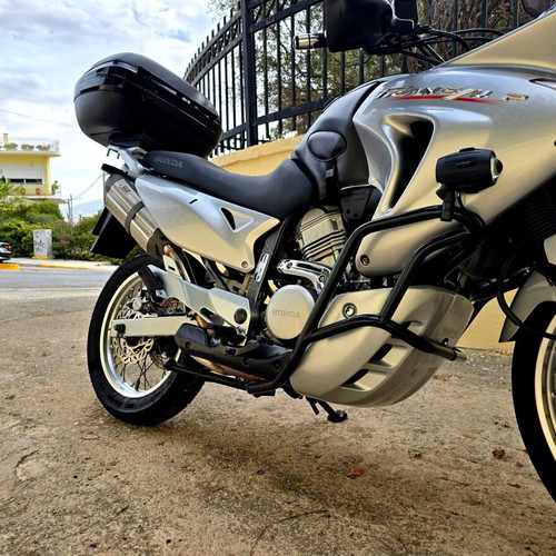 Honda Transalp 650 like new, silver, 2003, 125000 km