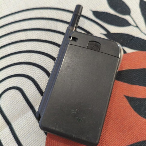 Sony CMD-Z1 GSM mobile phone used, gray