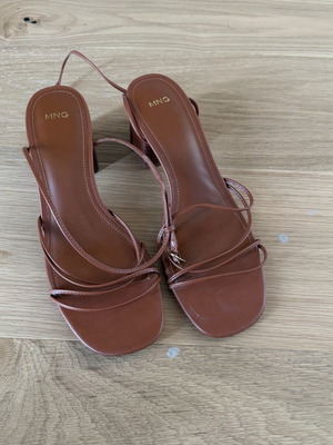 Mango pumps with block heel, like new, brown, size 40