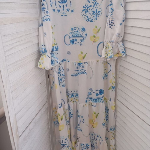 Never Fully Dressed Medium Dress with Lemon Print like new