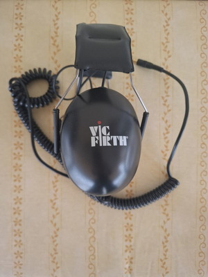 Vic Firth Isolation Headphones new, wired