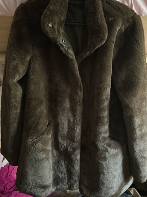 Only synthetic brown fur coat like new size M