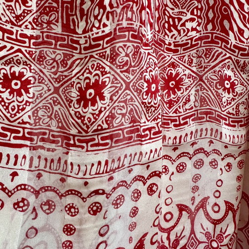 Alexi Andriotti silk scarf like new, red and ecru ethnic pattern