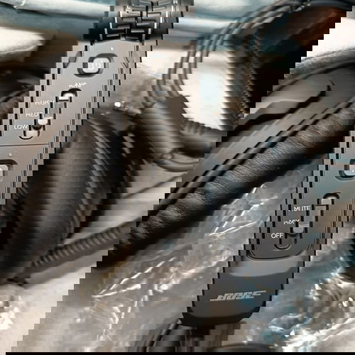 Bose A30 αεροπορικό ακουστικό καινούργιο με Bluetooth και Dual GA Plug