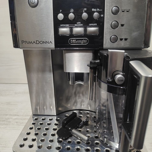 De'Longhi PrimaDonna ESAM 6600 Premium Coffee Machine, stainless steel