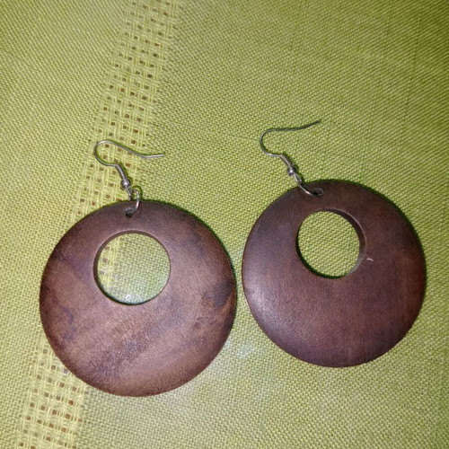 Wooden earrings very good quality, perfect for summer