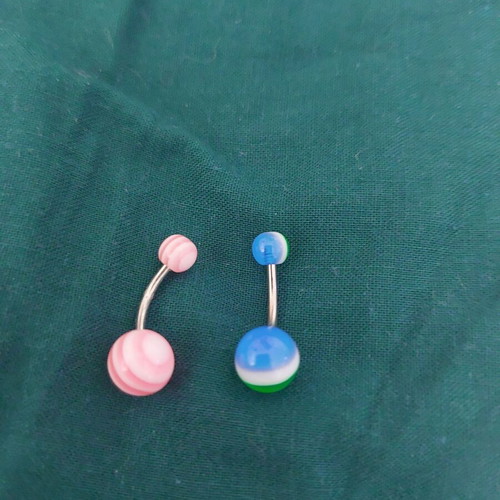 Navel earrings set of 2 like new, multicolor