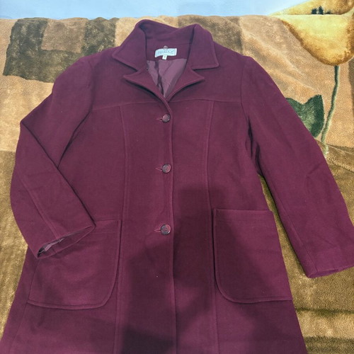 Bizarre half coat like new, red, size M
