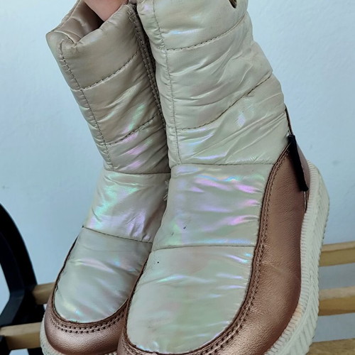 Marikelly boots with fur lining, size 29
