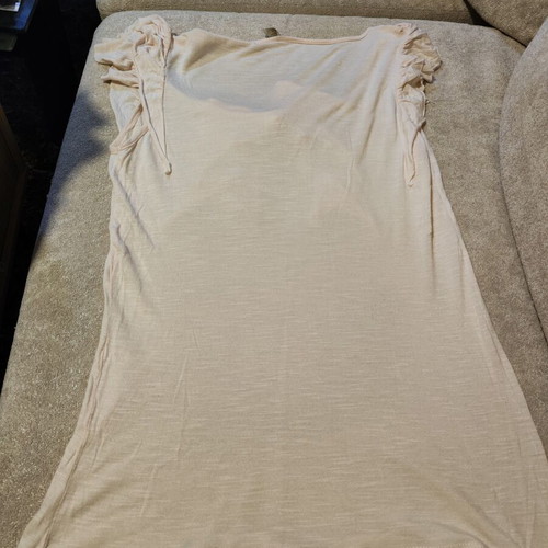 Stradivarius top with sleeve used, size Medium, beige