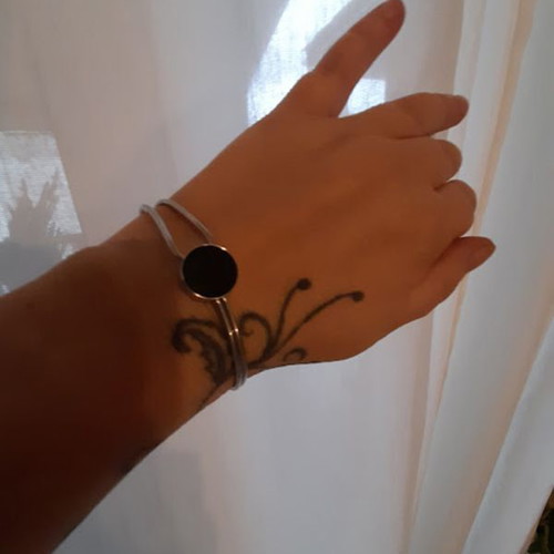 Skagen stainless steel bracelet like new, black and silver