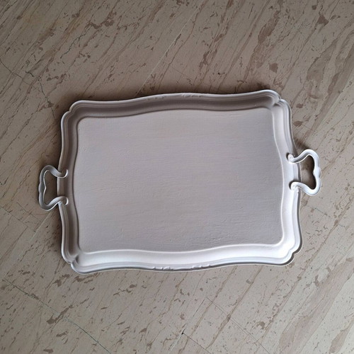 Vintage metal serving tray like new with gold damask motif