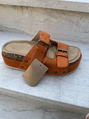 Two-Strap Slippers like new, orange