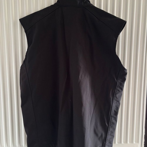 Pigprint sleeveless black vest like new, size M