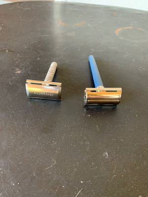 Gillette G1000 and Gillette Tech Aluminum vintage razors set