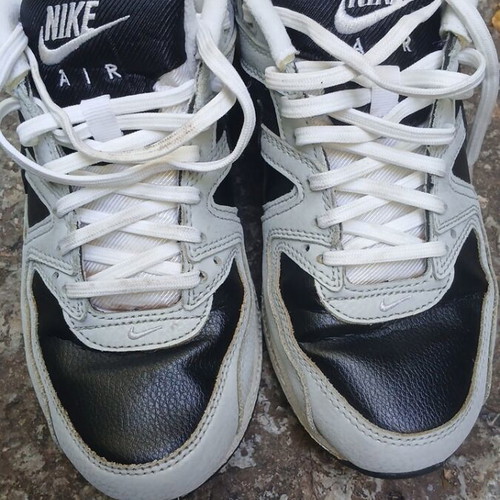 Nike Air Max Command sneakers used, size 38, black and white