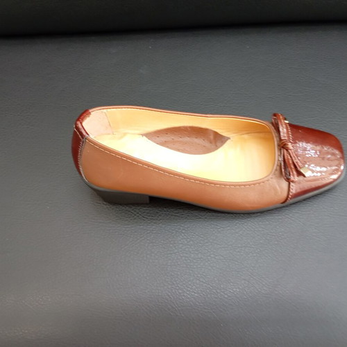 Relax Anatomic leather pumps size 36 new, brown, low heel