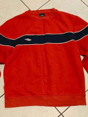 Umbro sweatshirt, red, size M