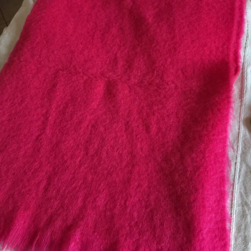 Woolen women's scarf pink like new