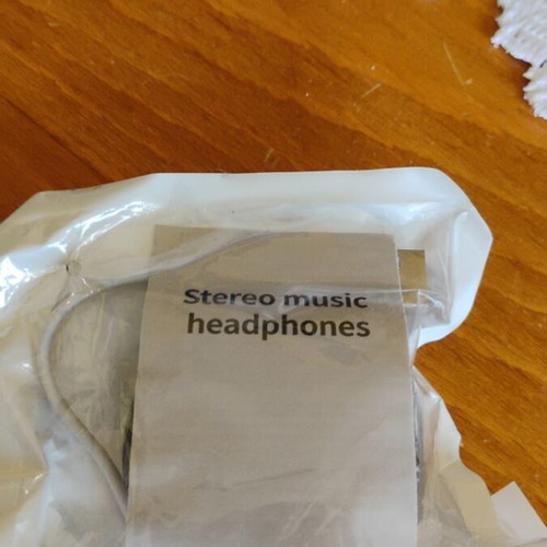 Wireless headphones new, unused