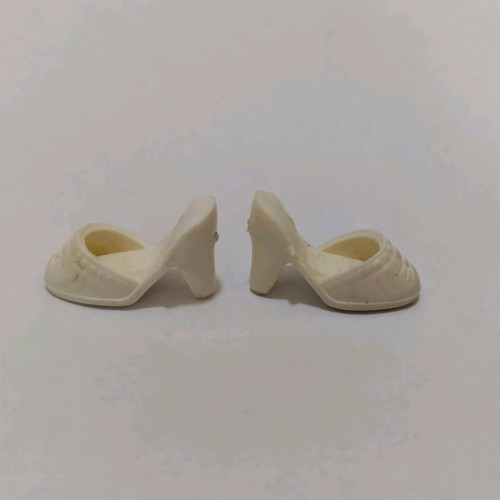 White carved Bibibo El Greco doll shoes used, 1980s