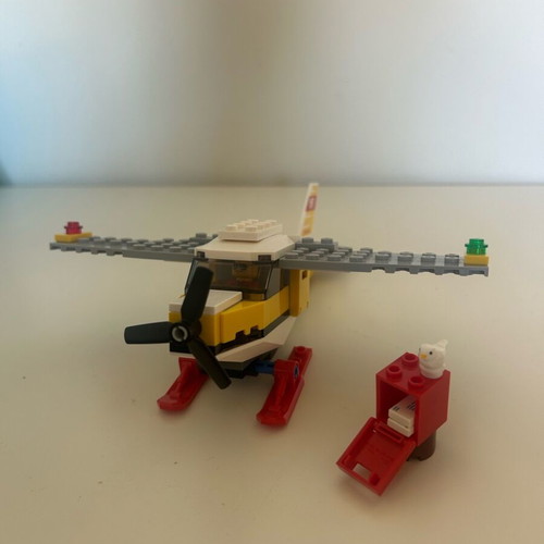 Lego City 60250 Postal Airplane like new without instruction leaflet