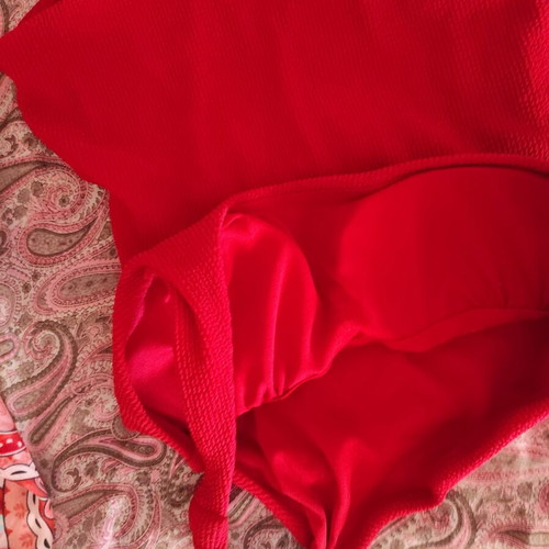 Red One-Shoulder Ribbed One-Piece Swimsuit H&M like new, XS S