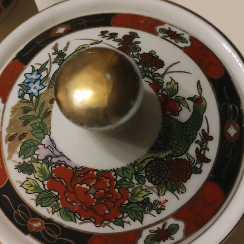 Japanese tea set with 6 cups, sugar bowl and creamer like new