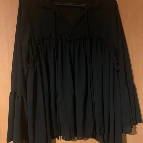 Black blouse one size like new