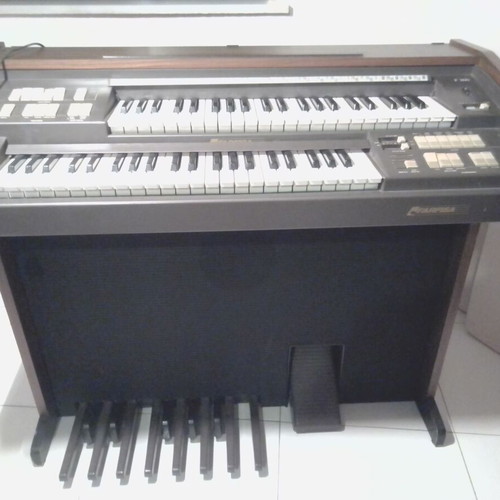Farfisa F200 organ used, Italian made from the 90s