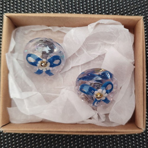 Handmade earrings with resin and colorful elements new