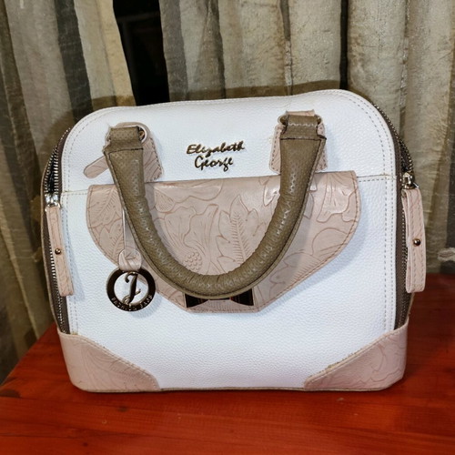 Elizabeth George Veta handbag like new, white and beige
