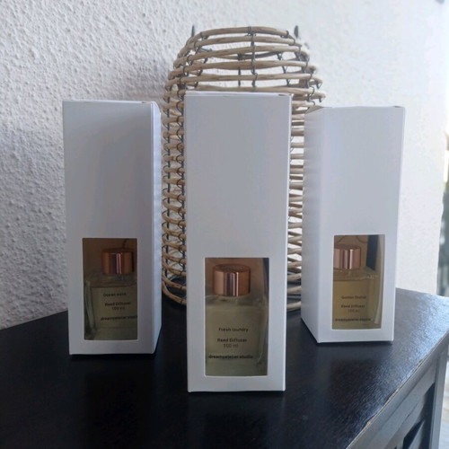 Room fragrance 100 ml new with sticks in various scents
