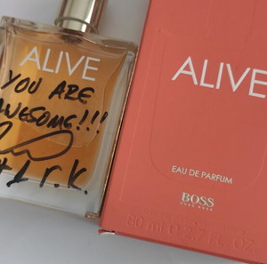 "ALIVE" BOSS EAU de Parfum 80ml Подписан от Георги Каравас.