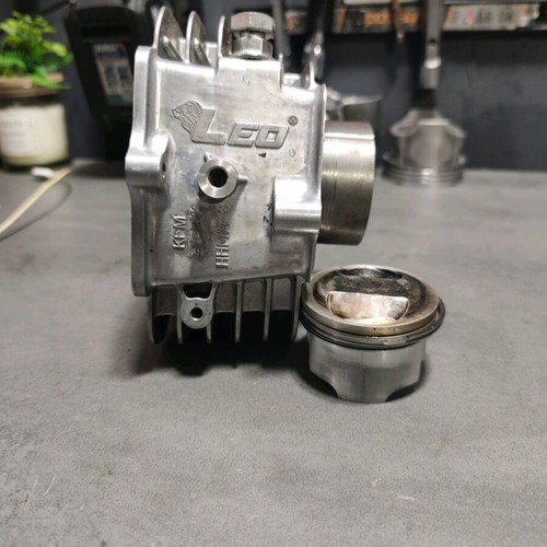 Cylinder piston 56mm red Leo used, six-valve cylinder