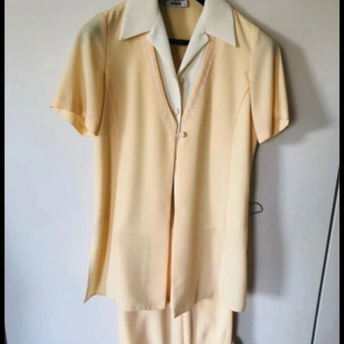 Studio Raxevsky Suit like new, small medium