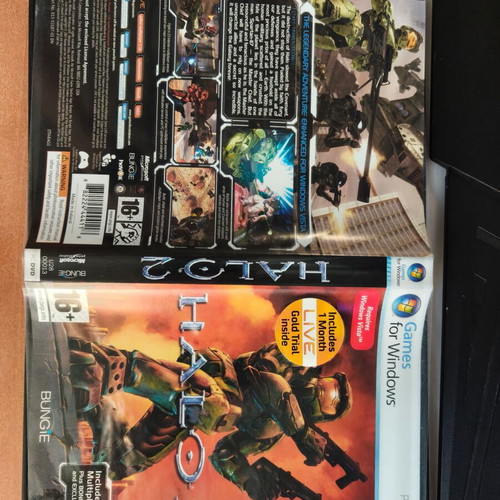 Halo 2 PC-DVD game like new, complete with manual