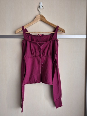 Off-shoulder μπλούζα BSB μωβ σαν καινούργιο μέγεθος M