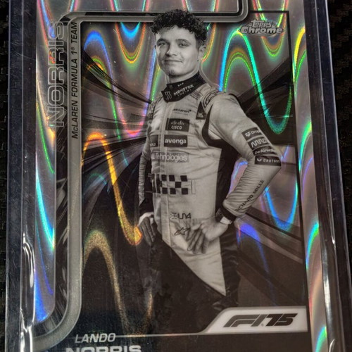 2025 Topps Chrome Formula 1 Lando Norris RayWave Refractor card