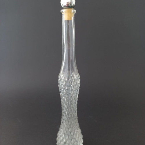 Set of 2 vintage glass carafes like new