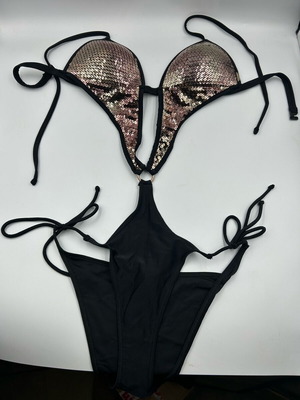 Med women's one-piece swimsuit used with sequins in black