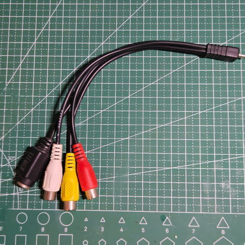 AV Mini USB to RCA and S-Video Cable like new
