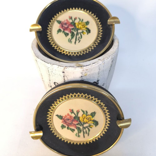 Vintage ashtrays with embroidery like new